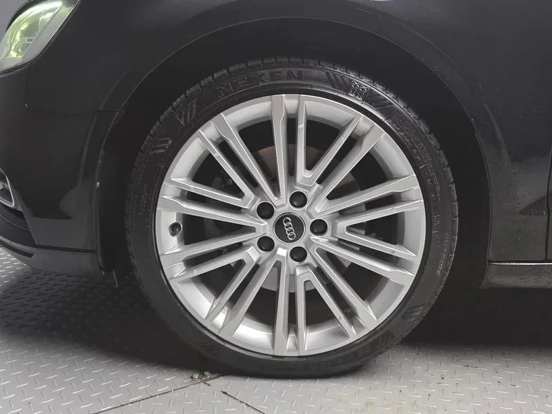 Audi A3 40 Tfsi 8V, снимка 5 - Автомобили и джипове - 56067592