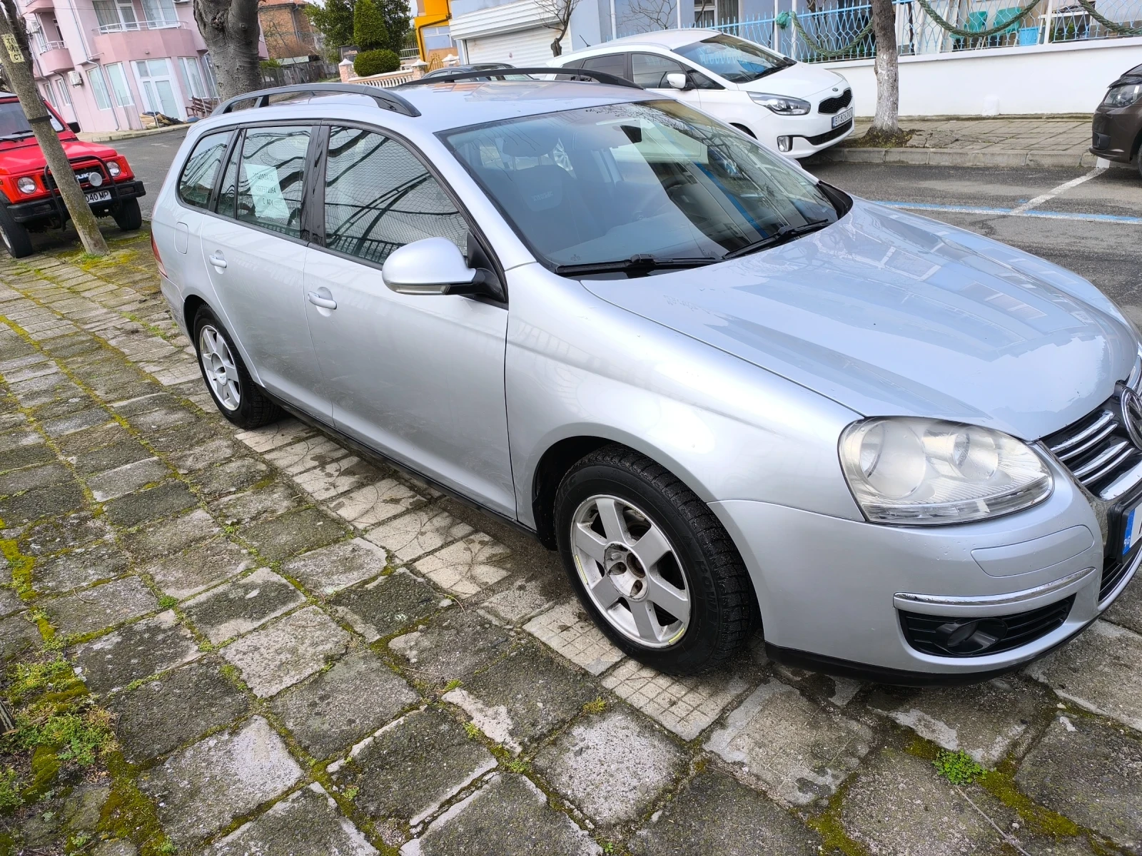 VW Golf Variant  | Mobile.bg   11