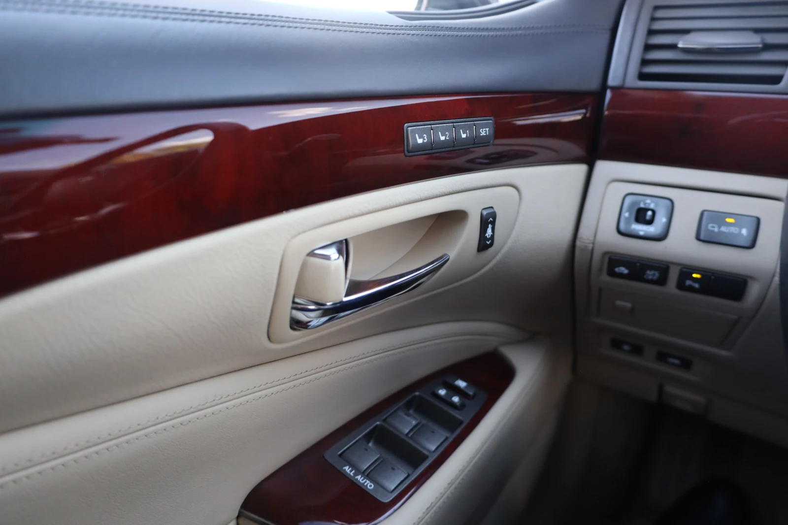 Lexus LS 600 h L #marklevinson 4x Sitzklima PANO KeyGO #iCarbg | Mobile.bg   11