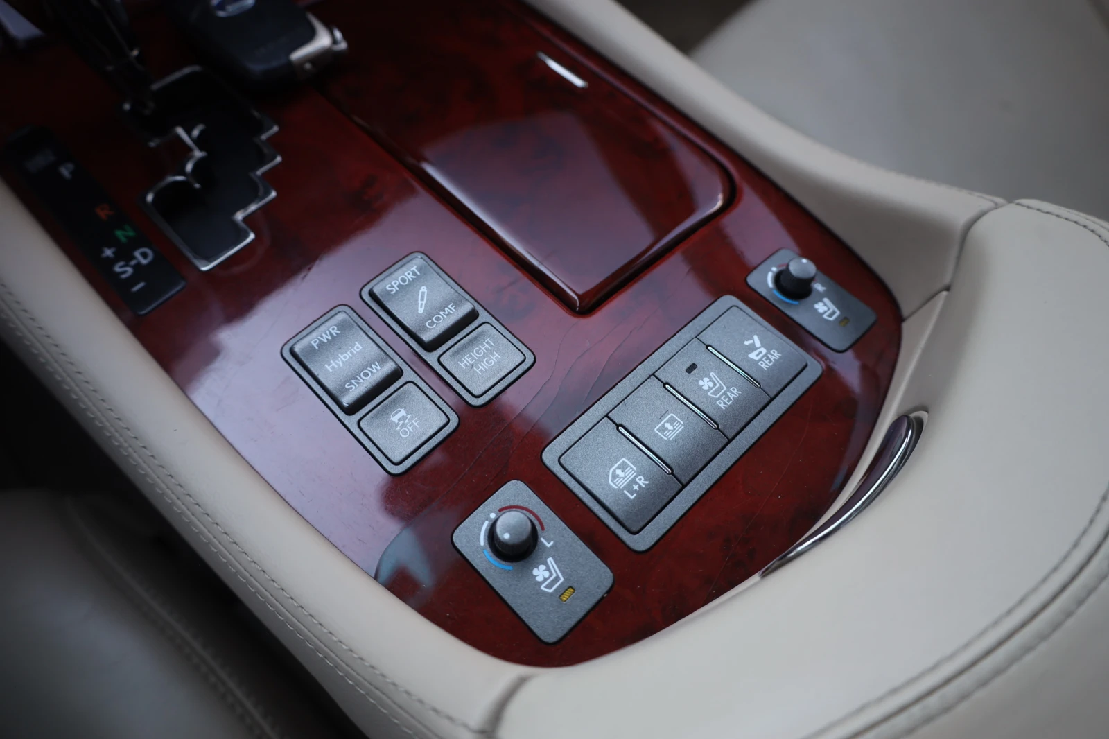 Lexus LS 600 h L #marklevinson 4x Sitzklima PANO KeyGO #iCarbg | Mobile.bg   13
