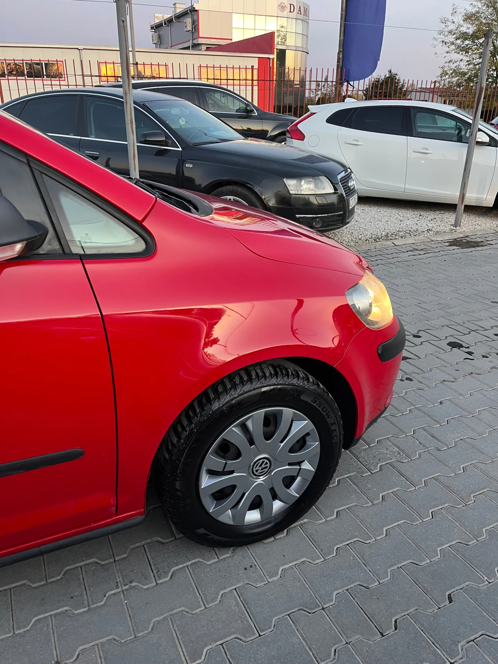 VW Golf Plus 1.9* 105* Нов внос* Клима* Топ*  - изображение 4