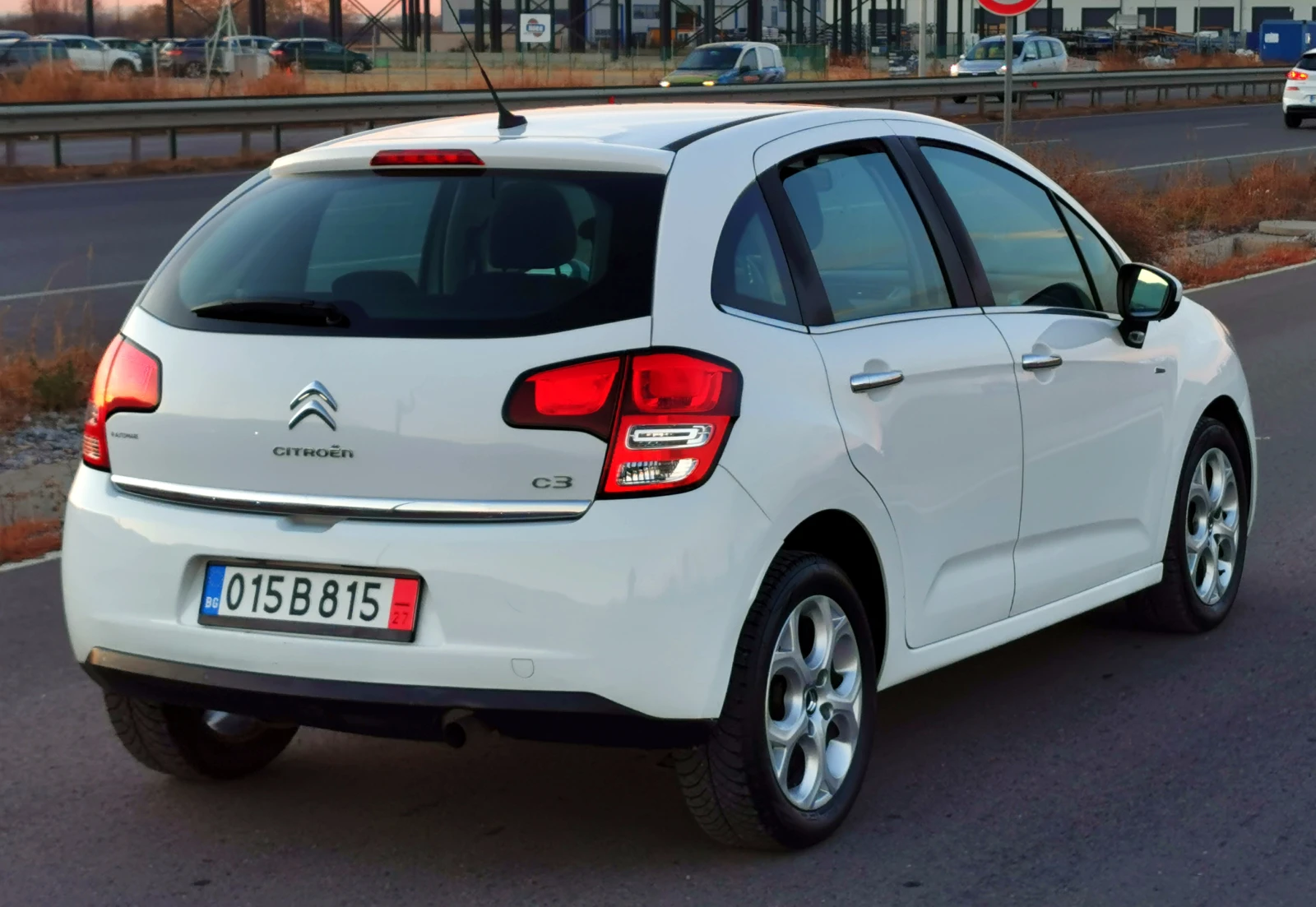 Citroen C3 1.4 HDI EXCLUSIVE - изображение 4