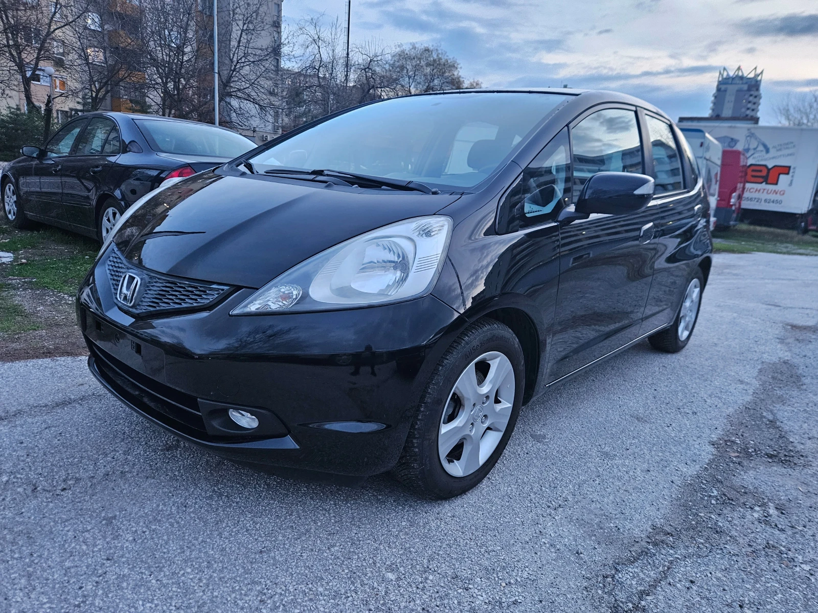Honda Jazz Exclusive - изображение 3