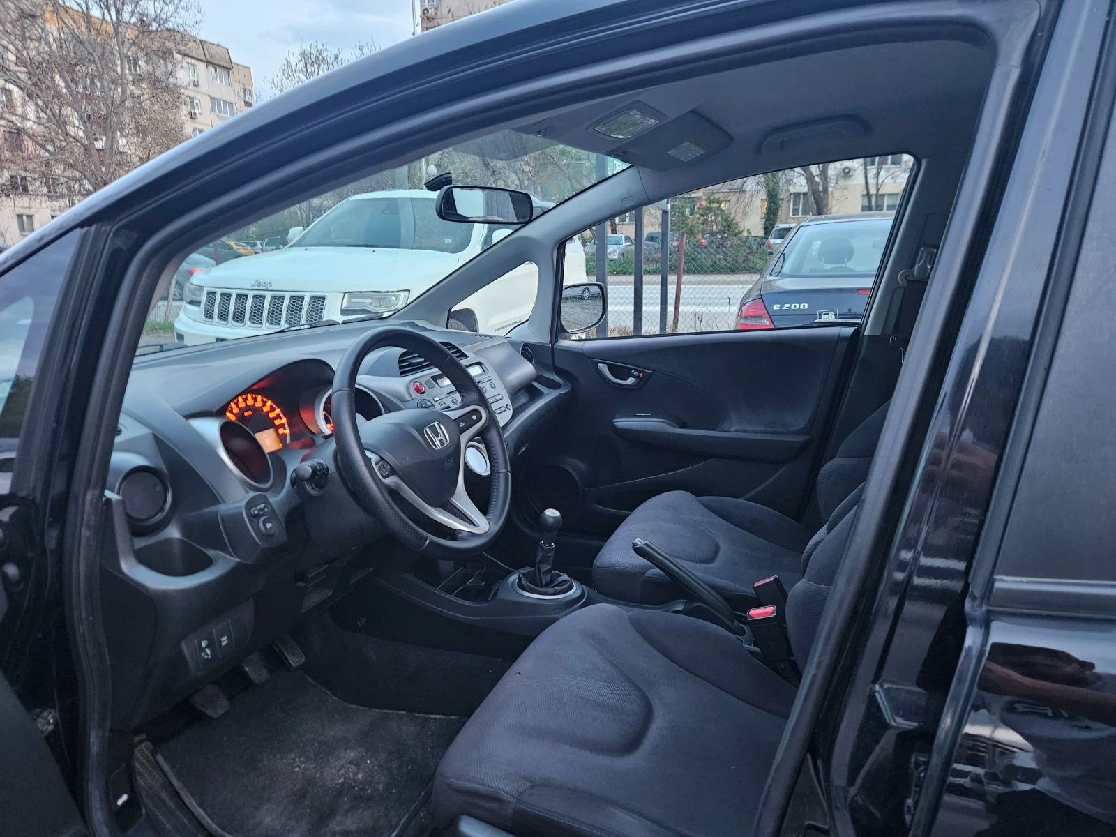 Honda Jazz Exclusive - изображение 9