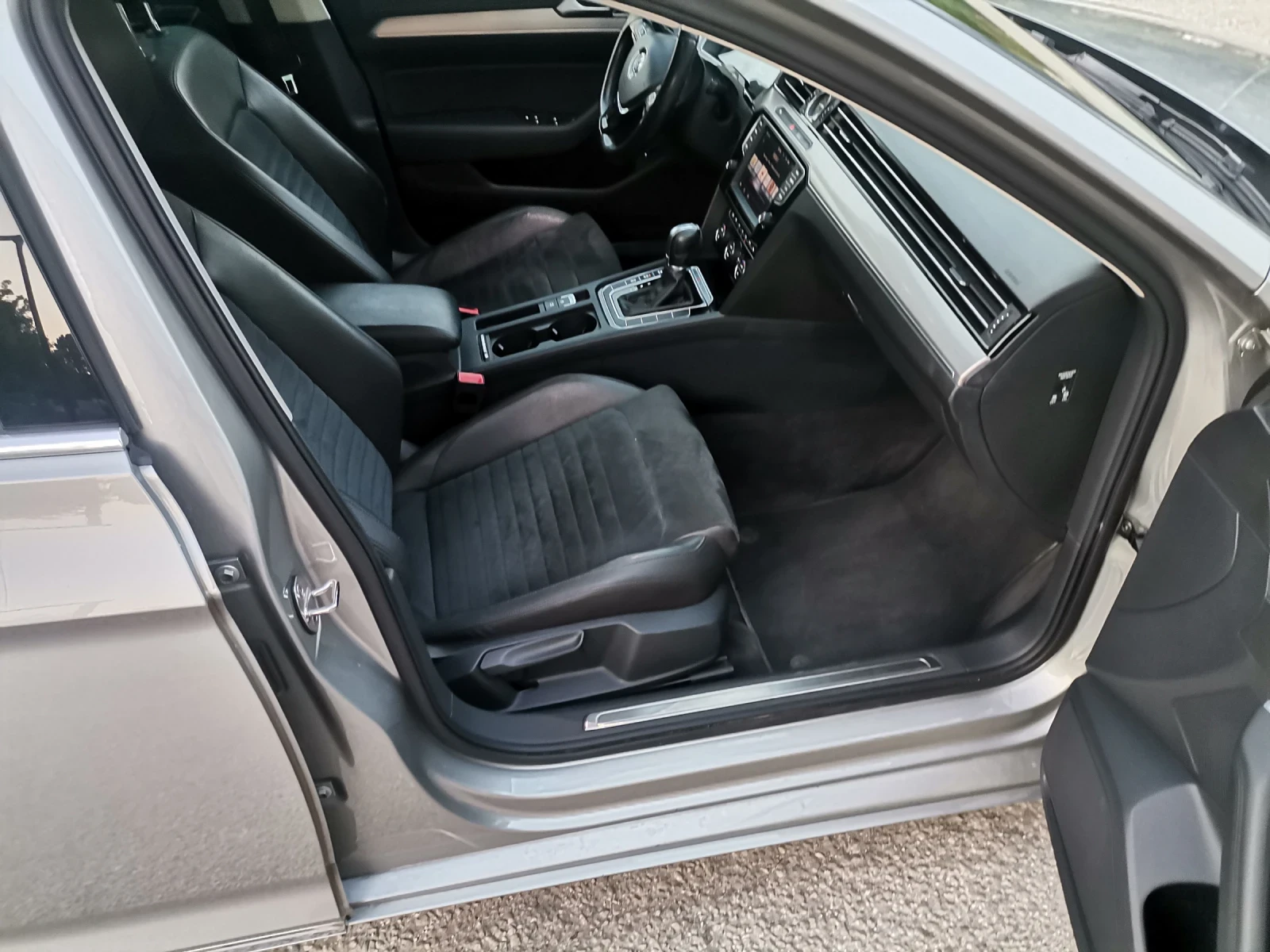 VW Passat 2.0BITDI 4MOTION DIGITAL - изображение 9