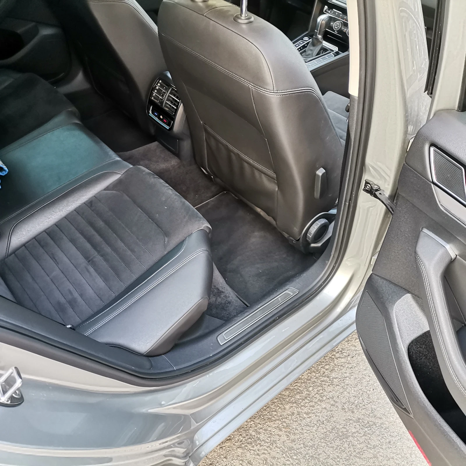 VW Passat 2.0BITDI 4MOTION DIGITAL | Mobile.bg   12