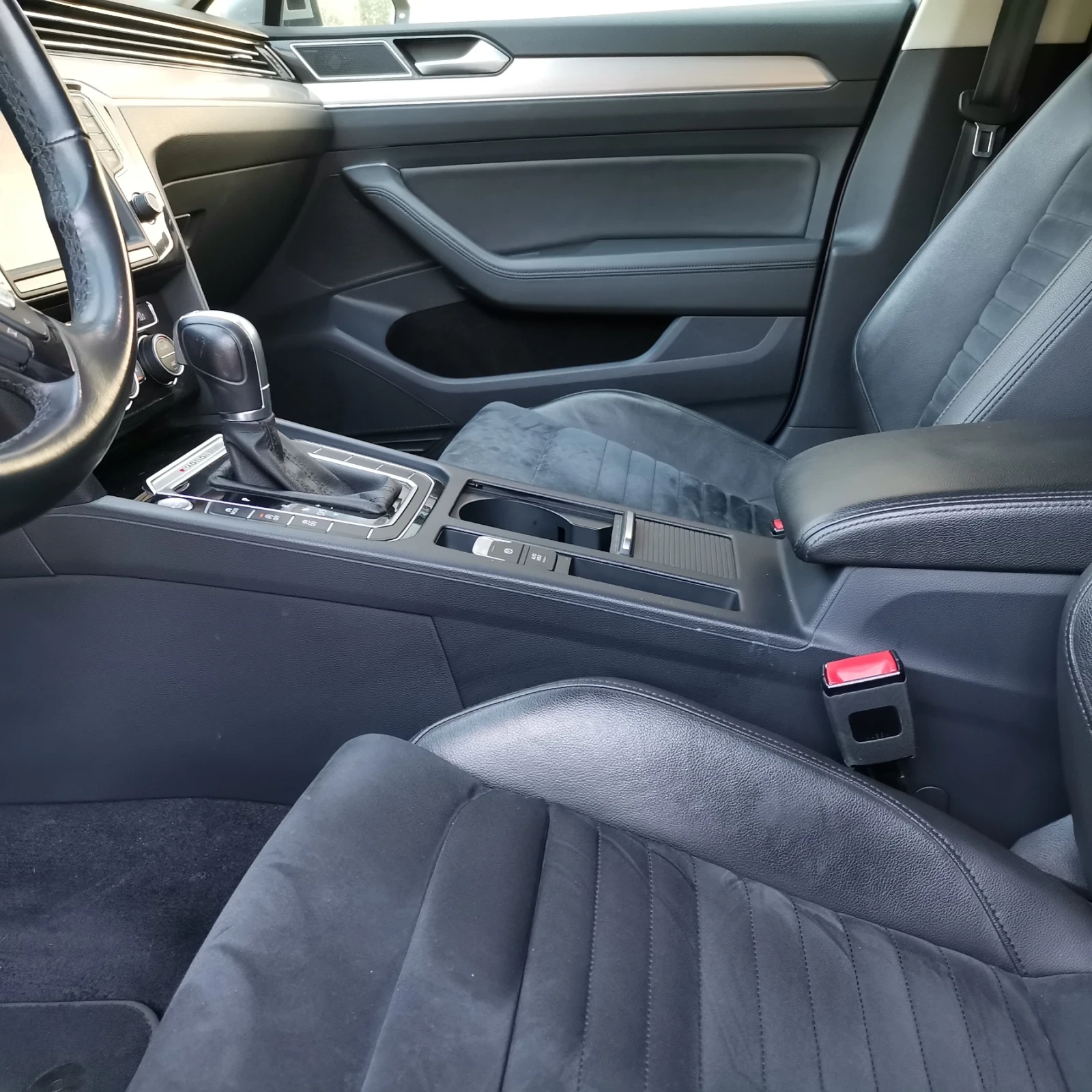 VW Passat 2.0BITDI 4MOTION DIGITAL | Mobile.bg   11