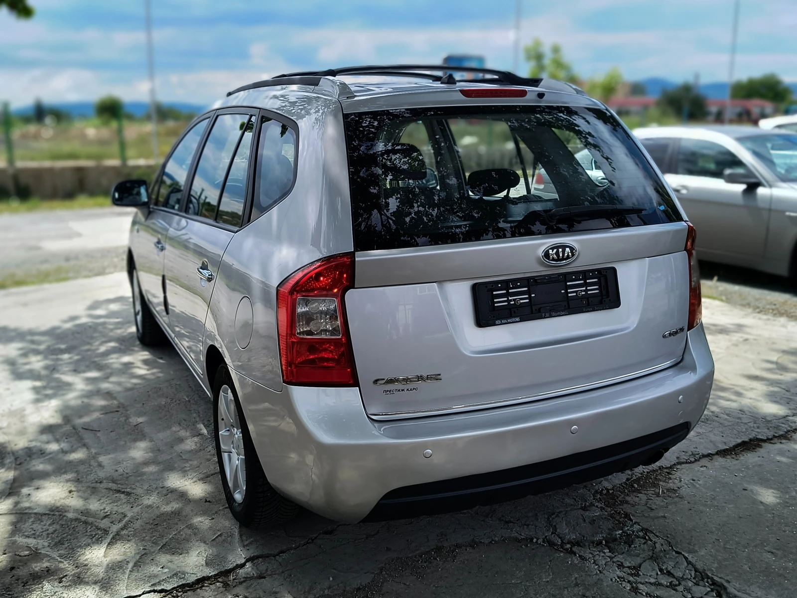 Kia Carens 2.0CRDi  - изображение 5