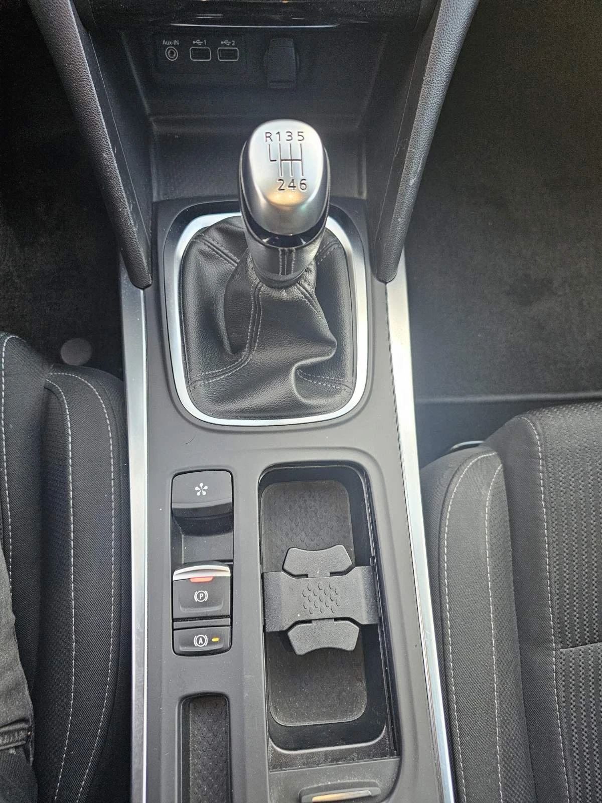 Renault Megane Energy dCi 115 ..  Stop&Start  | Mobile.bg   11