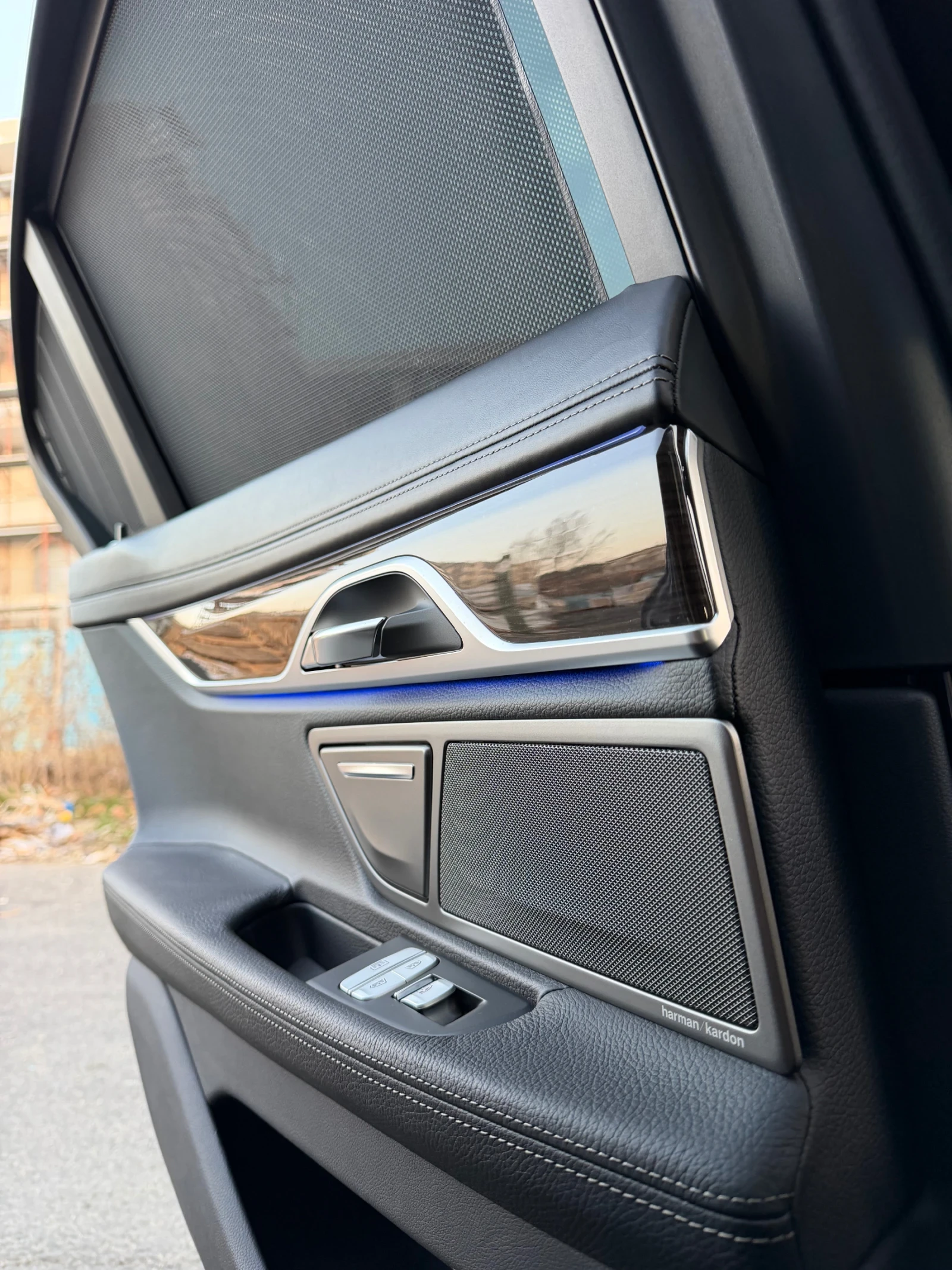 BMW 740 xDrive - изображение 10