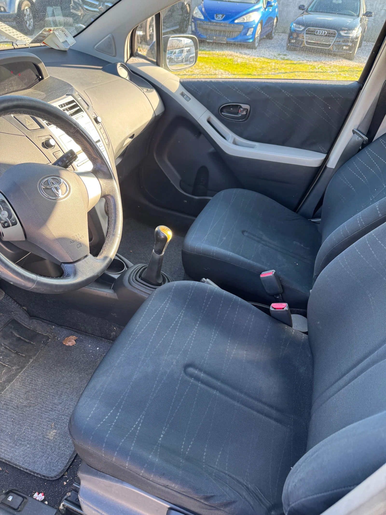 Toyota Yaris 1.3 ������ ����� | Mobile.bg � ����������� 7