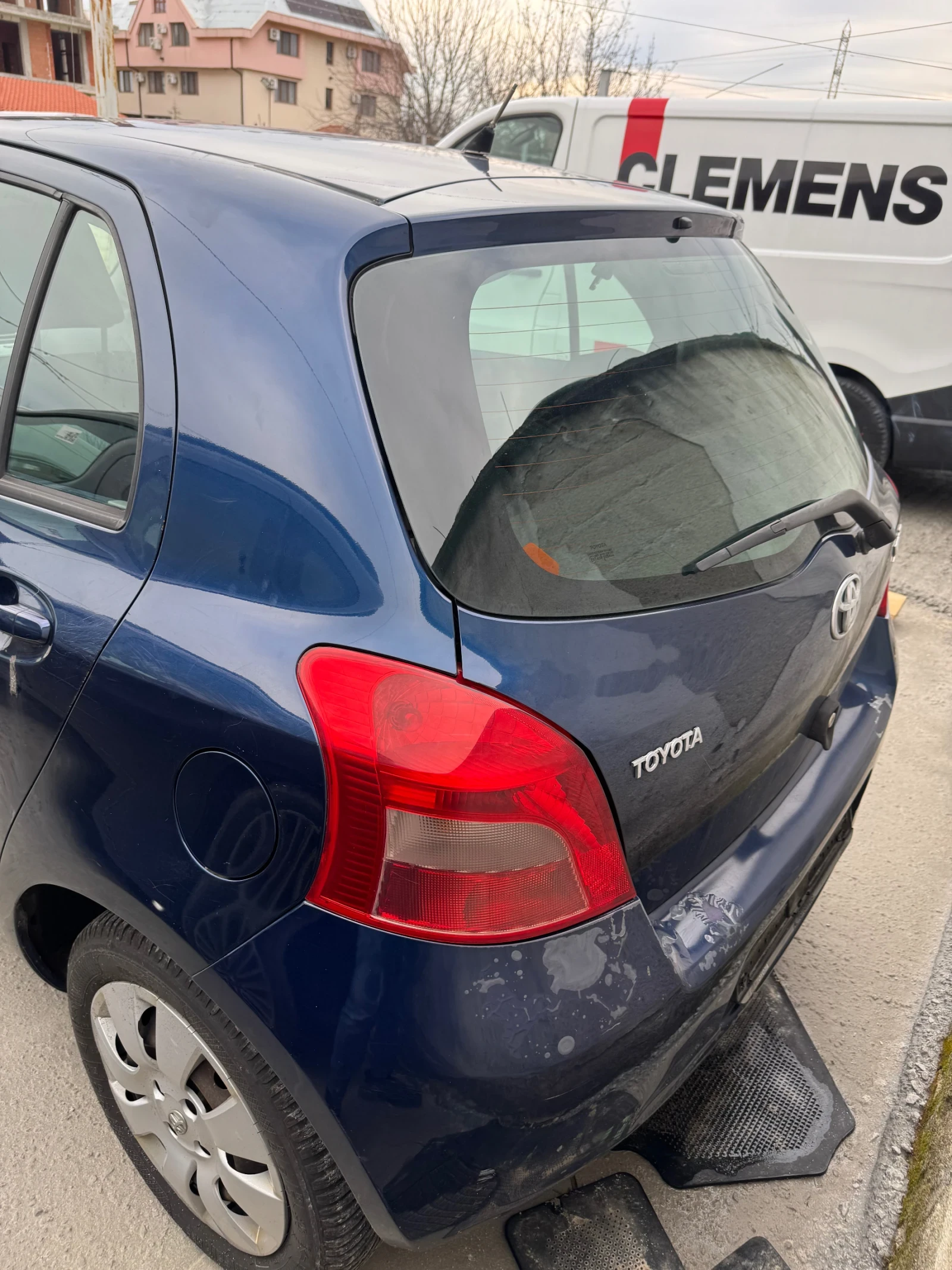 Toyota Yaris 1.3 стария мотор - изображение 3