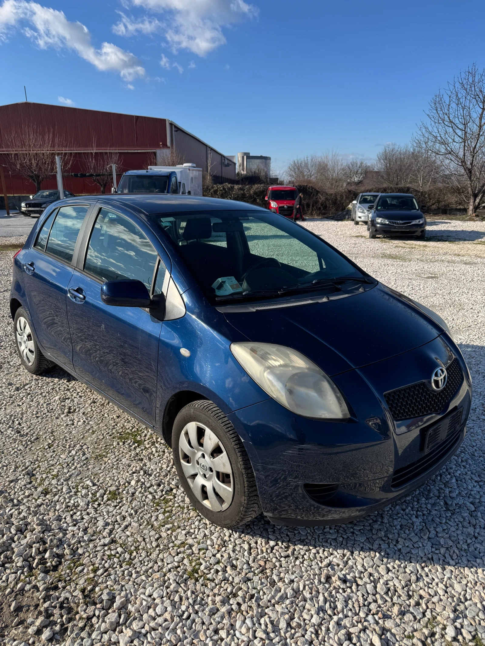 Toyota Yaris 1.3 ������ ����� | Mobile.bg � ����������� 2