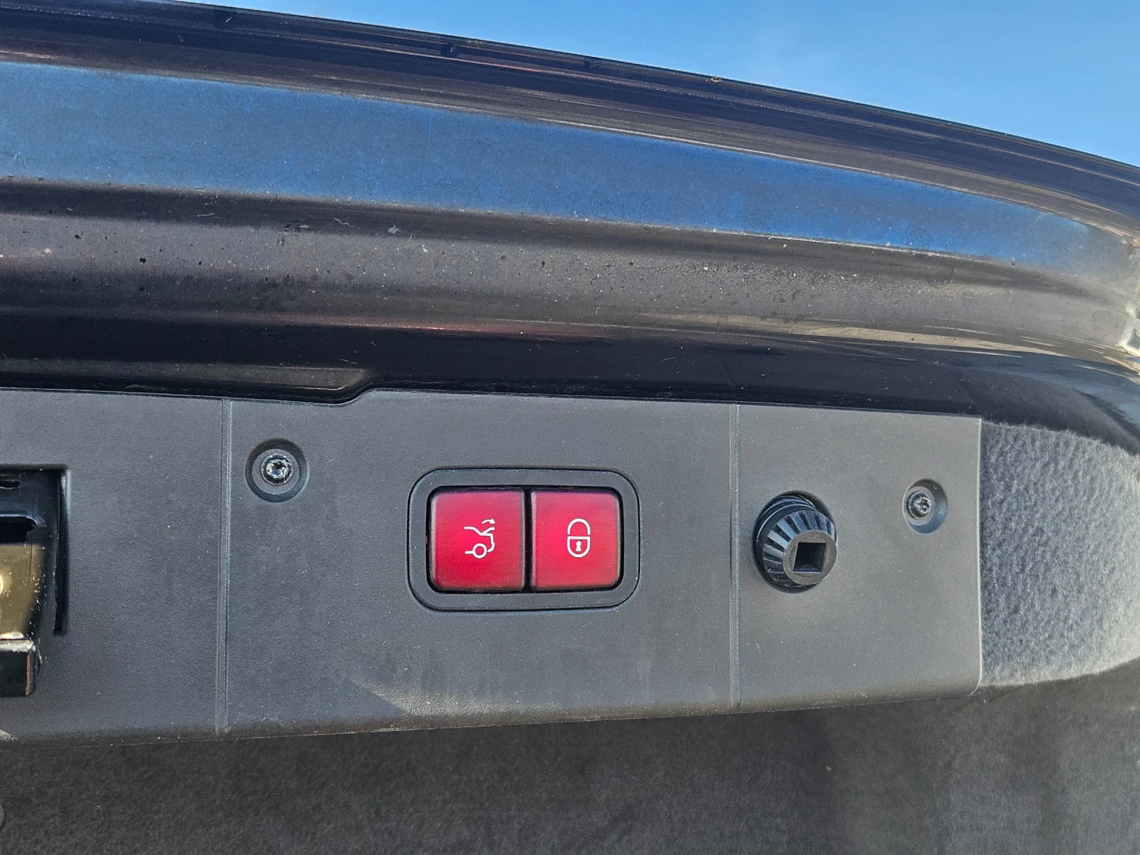 Mercedes-Benz CLS 500 5.0 LPG, снимка 8 - Автомобили и джипове - 53712077