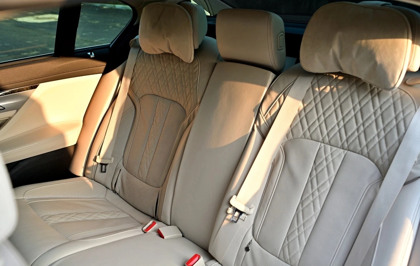 BMW 745 Le xDrive, снимка 7 - Автомобили и джипове - 53816736