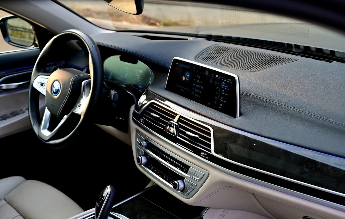 BMW 745 Le xDrive, снимка 4 - Автомобили и джипове - 53816736