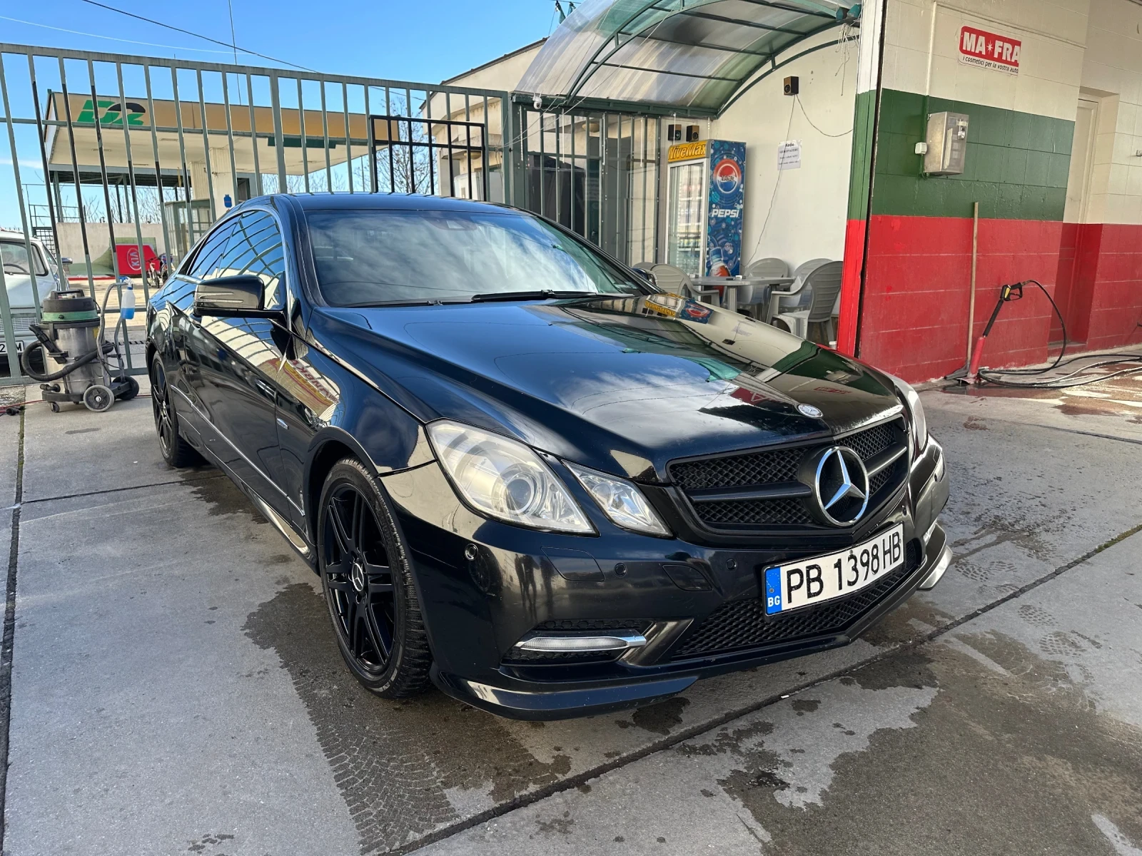 Mercedes-Benz E 350, снимка 4 - Автомобили и джипове - 53927860