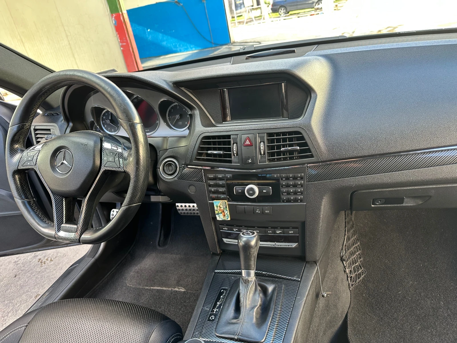 Mercedes-Benz E 350, снимка 17 - Автомобили и джипове - 53927860