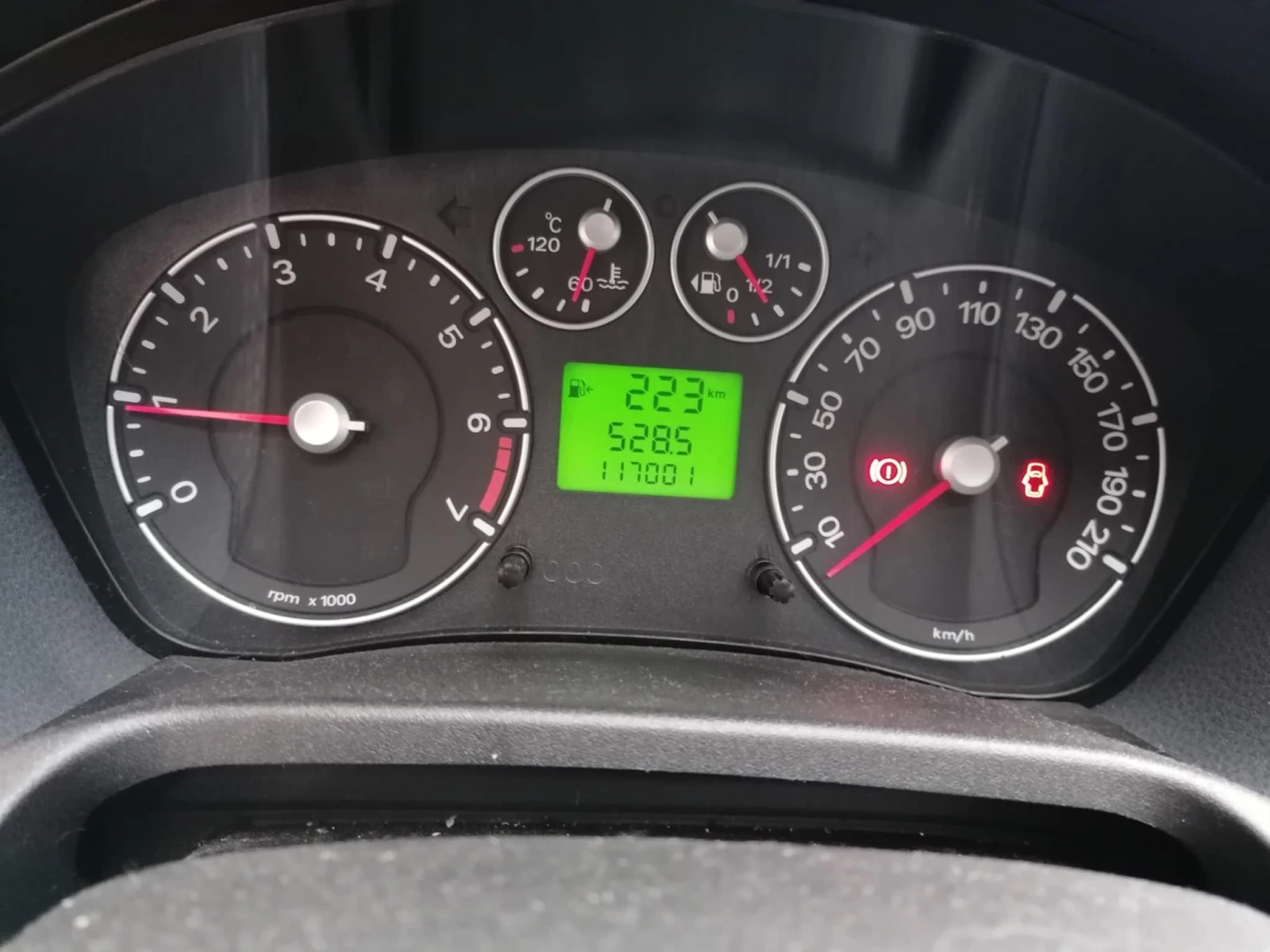 Ford Fiesta, снимка 5 - Автомобили и джипове - 53952425