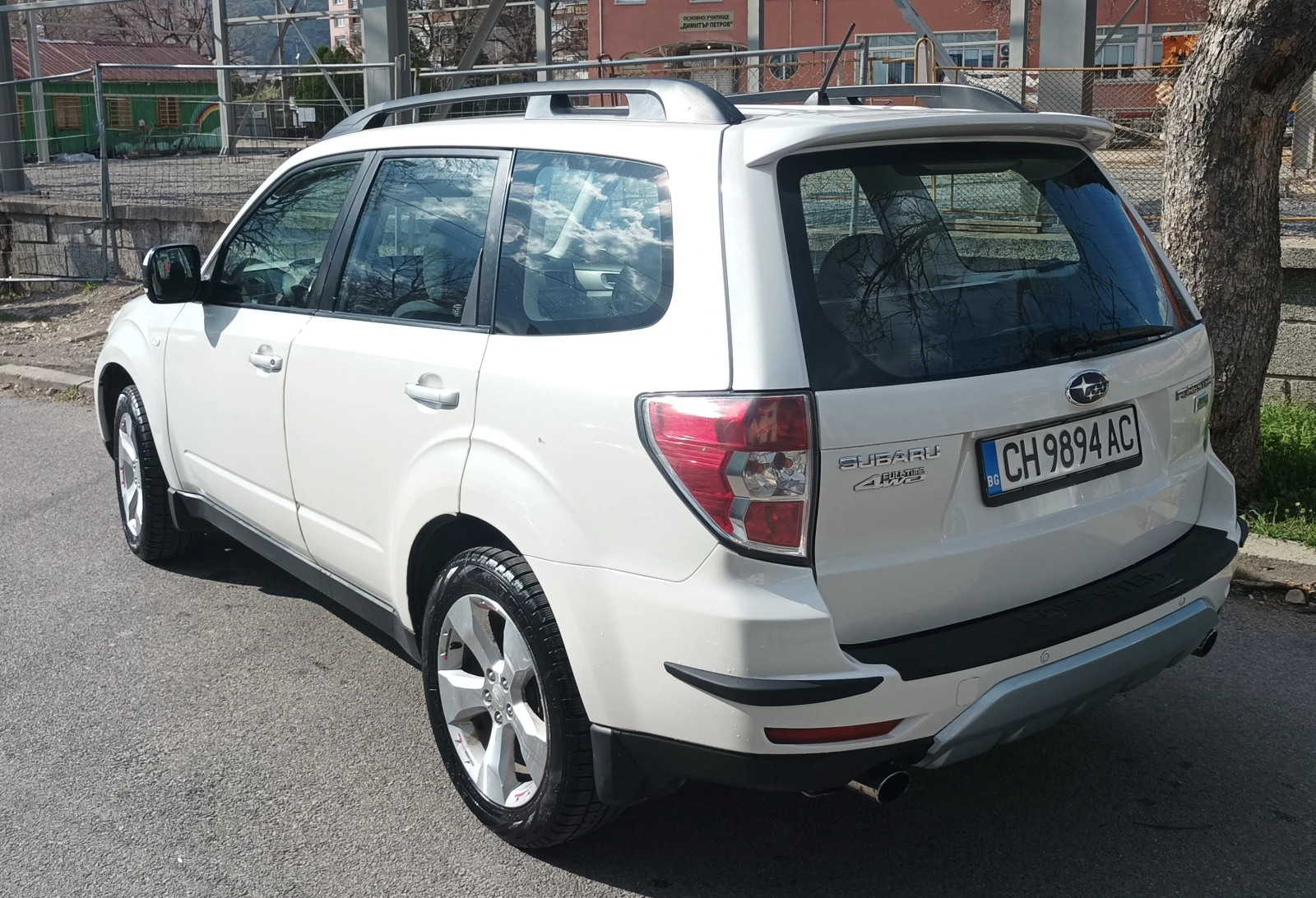 Subaru Forester, снимка 2 - Автомобили и джипове - 54099880