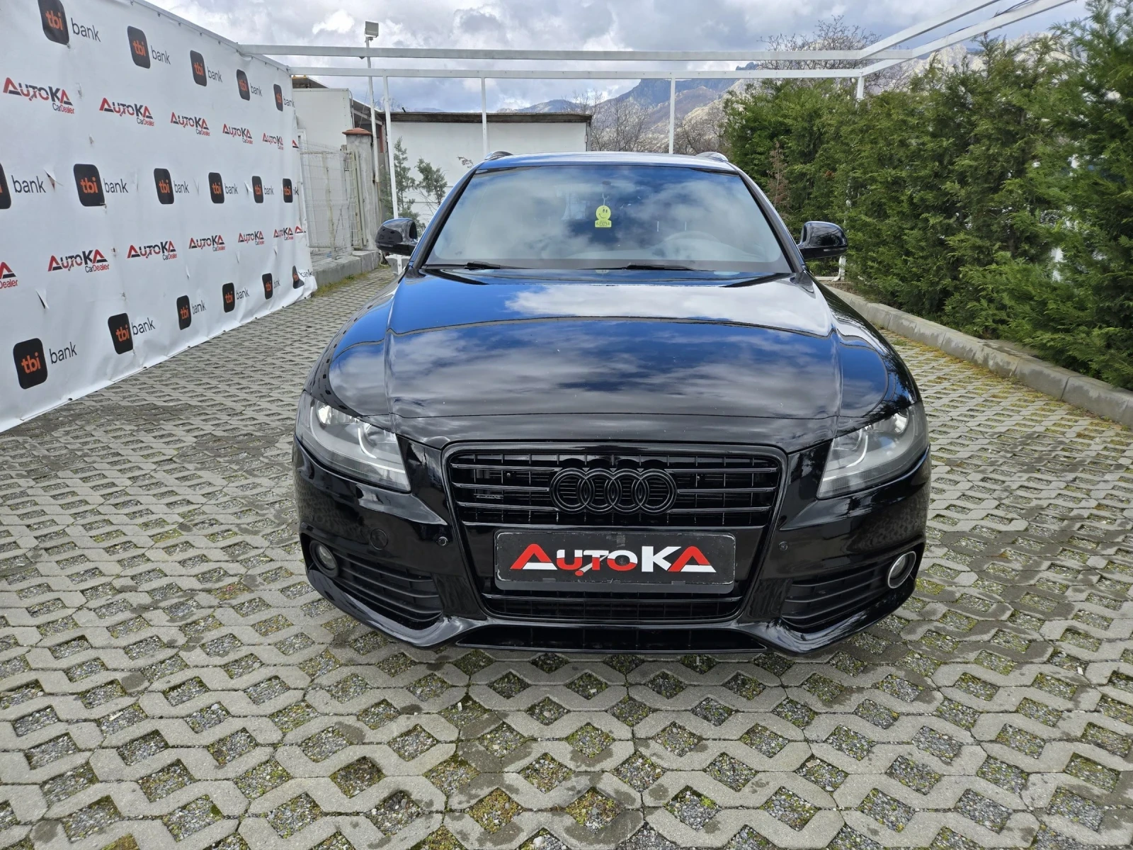 Audi A4 2.0TDI-143кс= АВТОМАТ= S-Line= ПАРКТРОНИК
