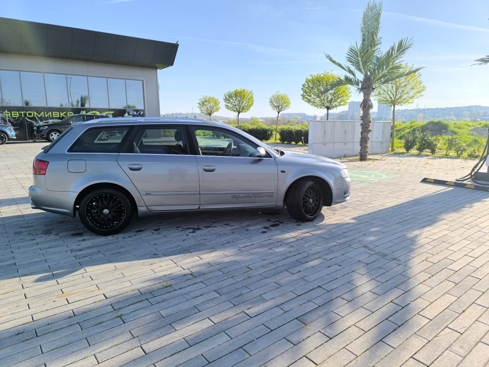 Audi A4 2.0 HDI, снимка 5 - Автомобили и джипове - 54309240
