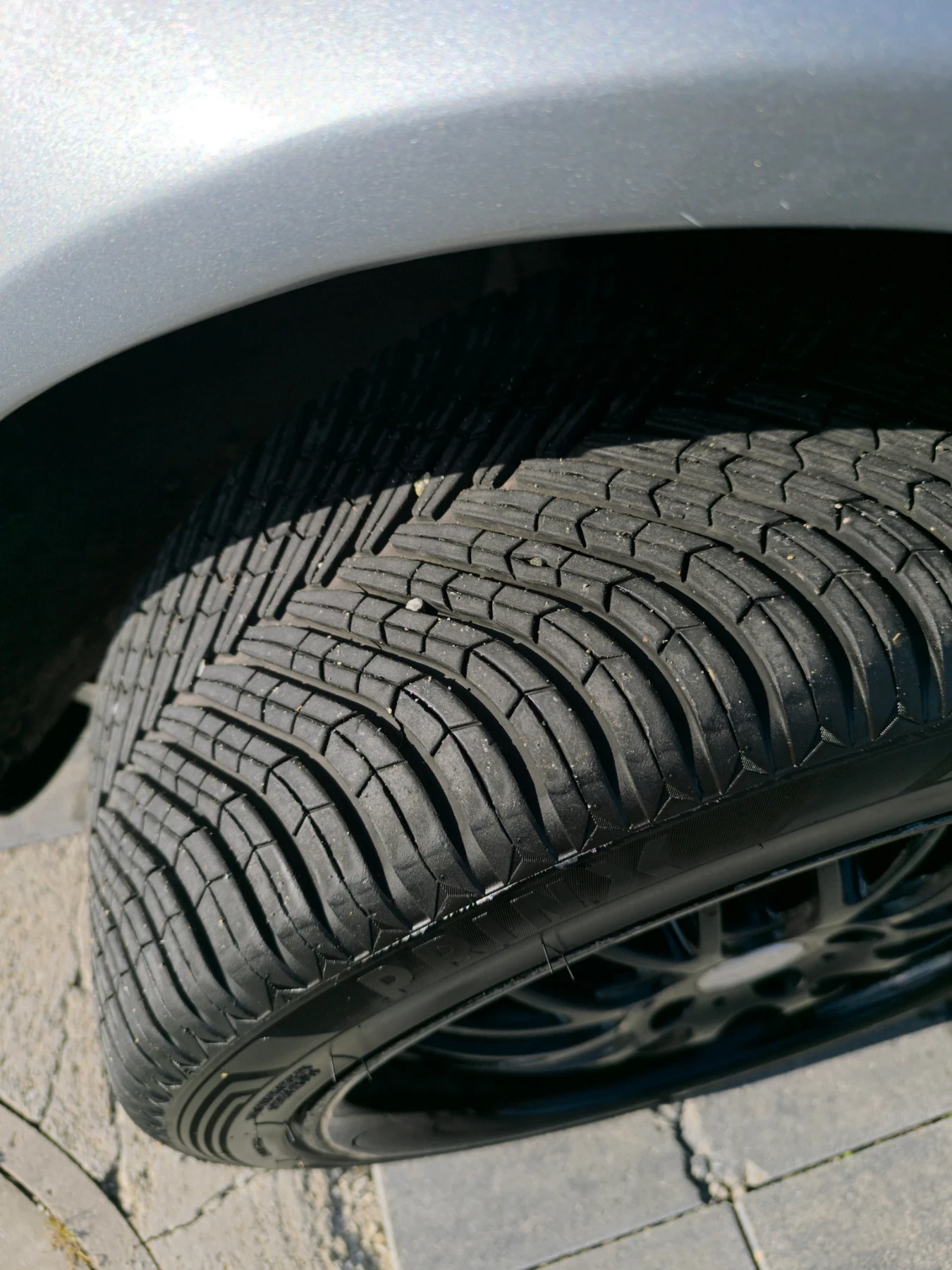 Audi A4 2.0 HDI, снимка 10 - Автомобили и джипове - 54309240