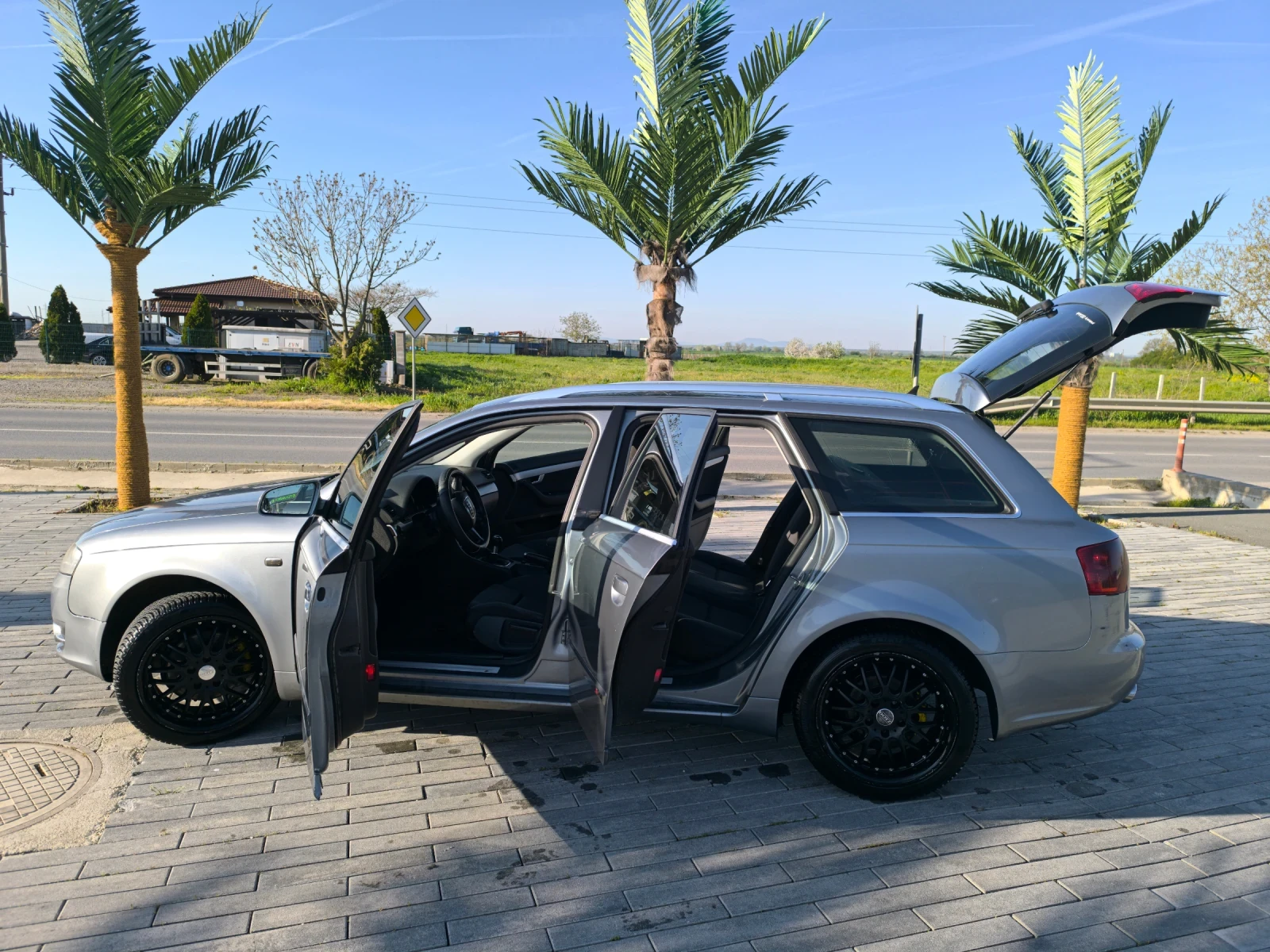 Audi A4 2.0 HDI, снимка 7 - Автомобили и джипове - 54309240