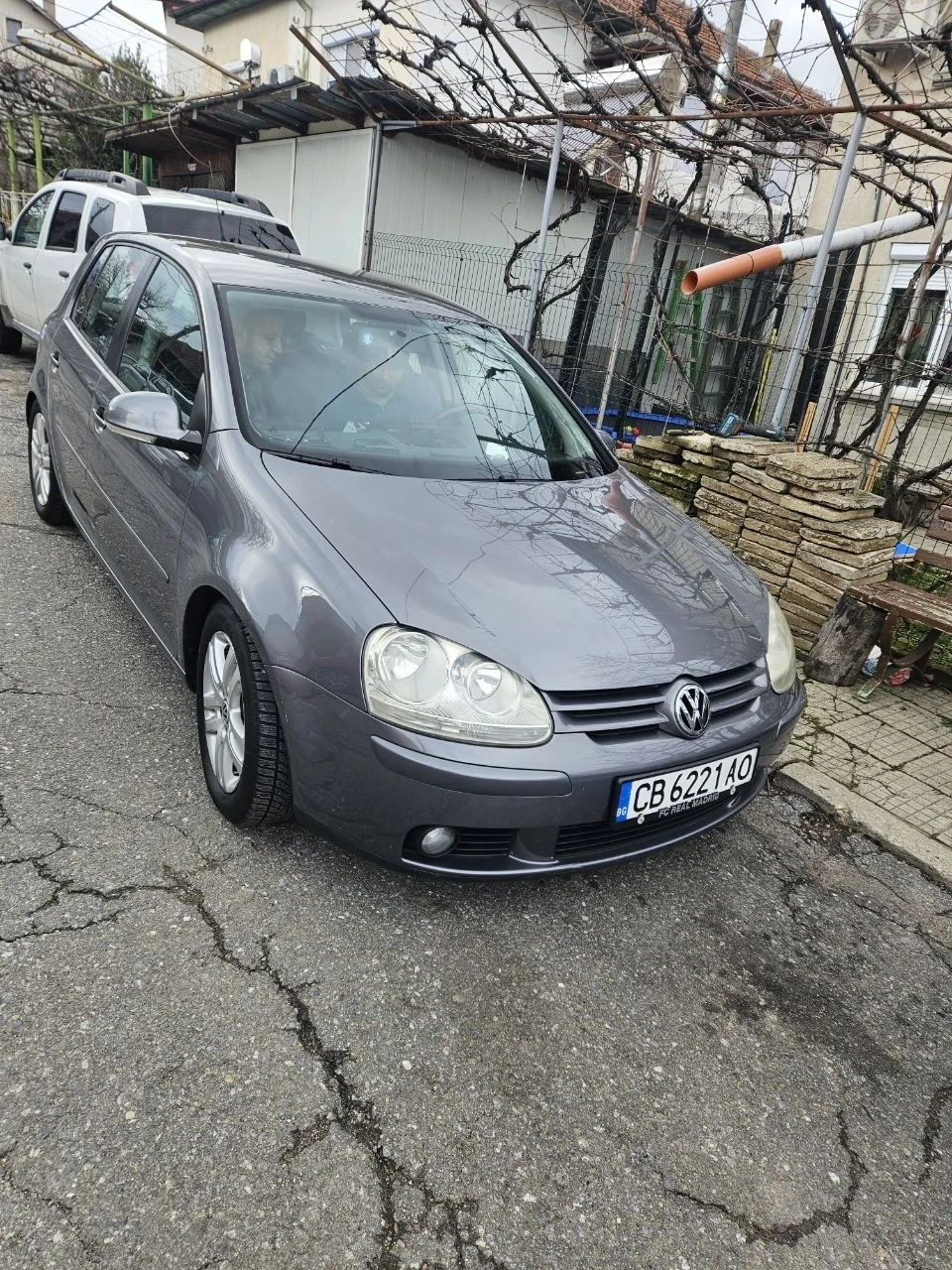VW Golf V