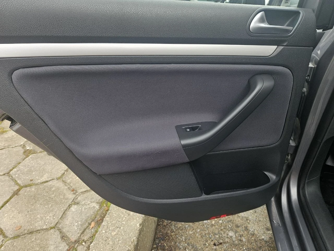 VW Golf V, снимка 8 - Автомобили и джипове - 54703992