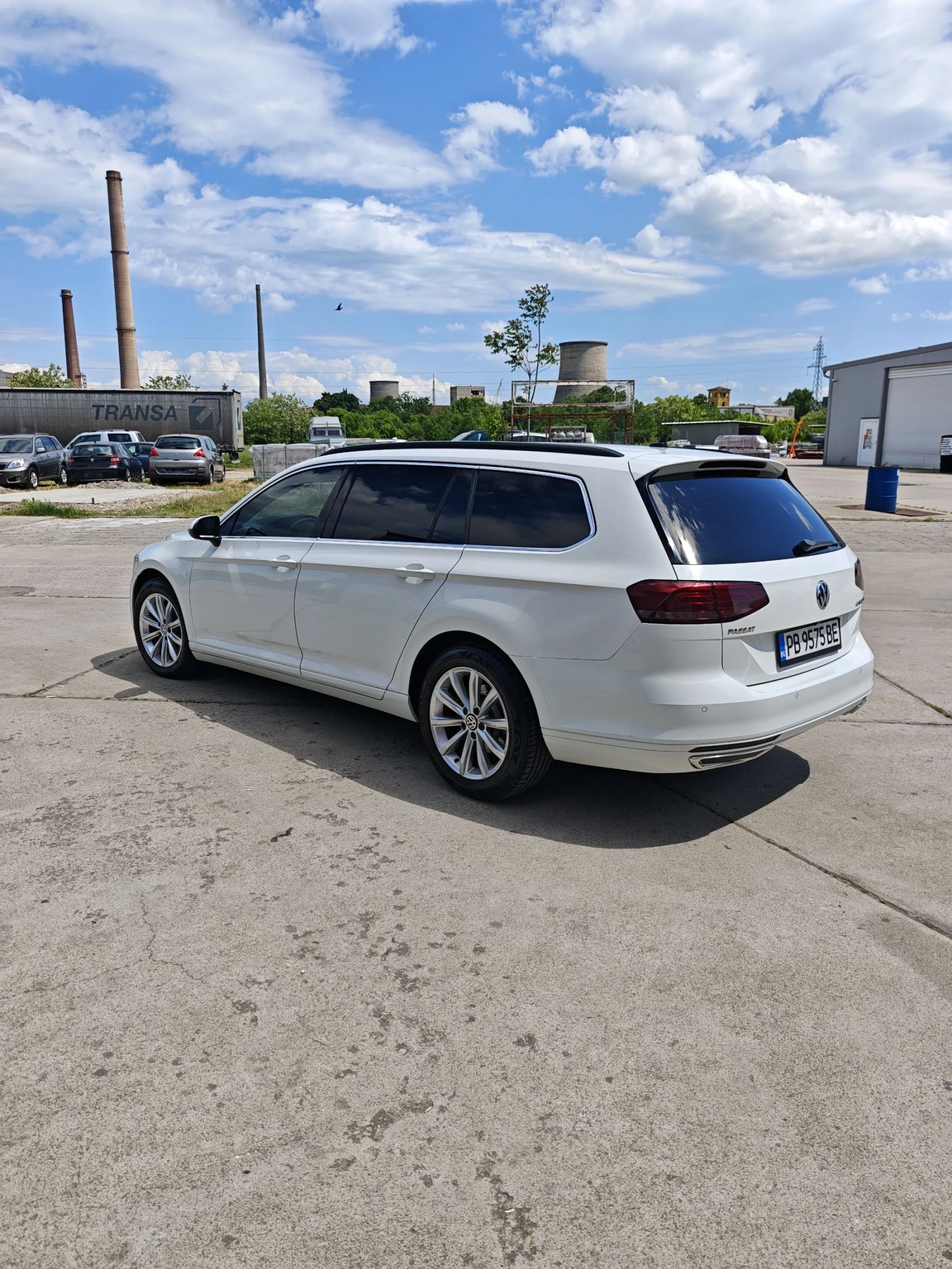 VW Passat B8 2.0 TDI, снимка 3 - Автомобили и джипове - 54778725
