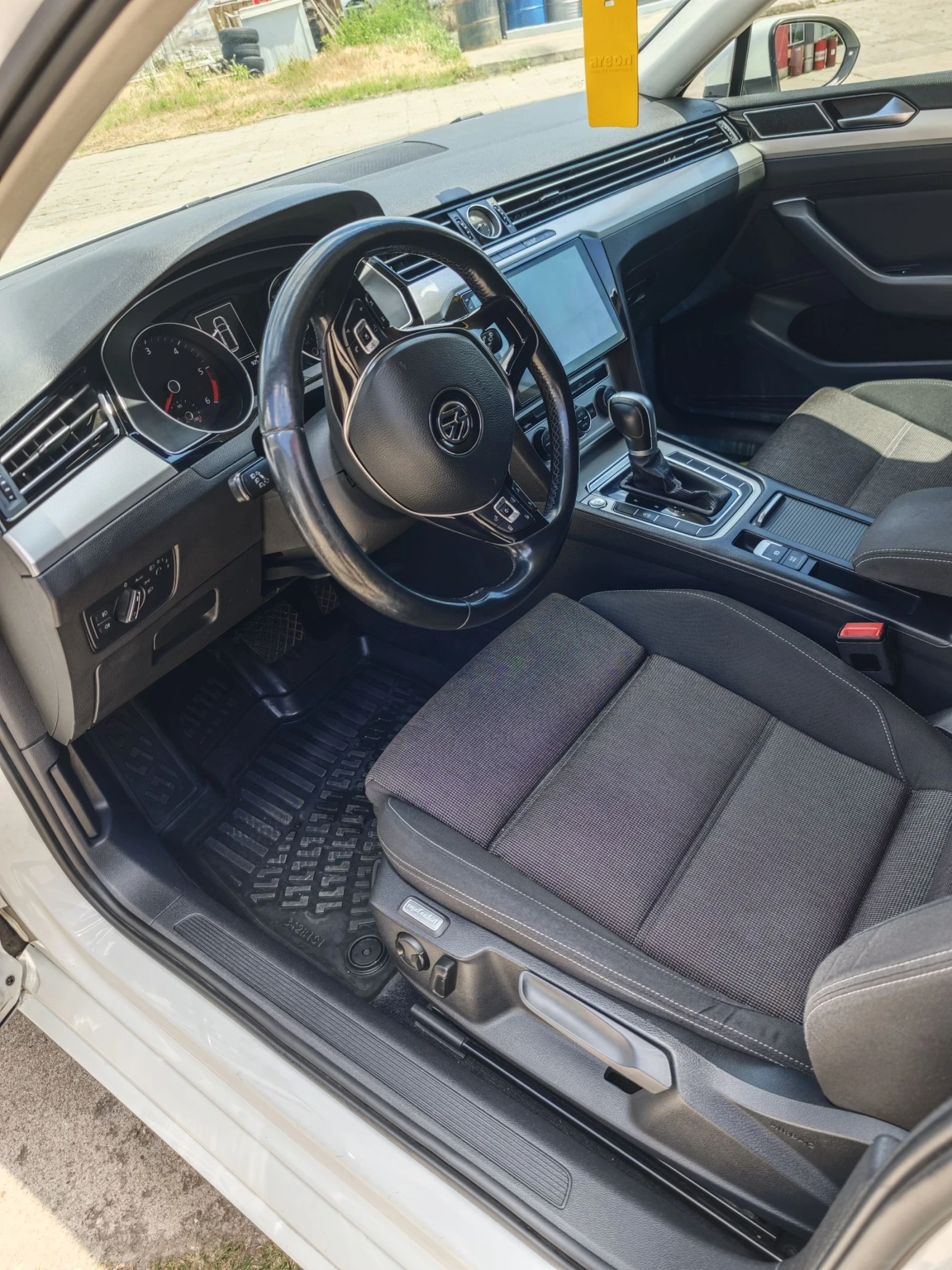 VW Passat B8 2.0 TDI, снимка 6 - Автомобили и джипове - 54778725