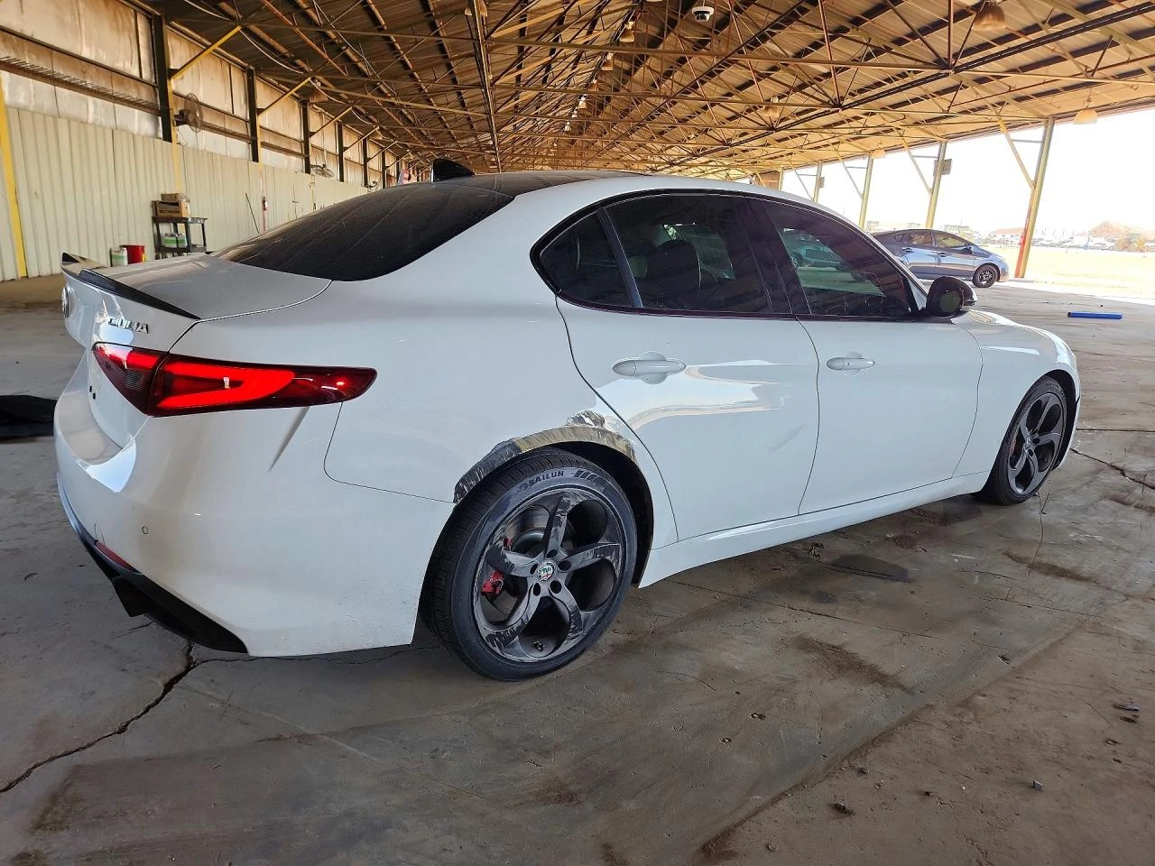 Alfa Romeo Giulia 2.0l, снимка 3 - Автомобили и джипове - 54882862