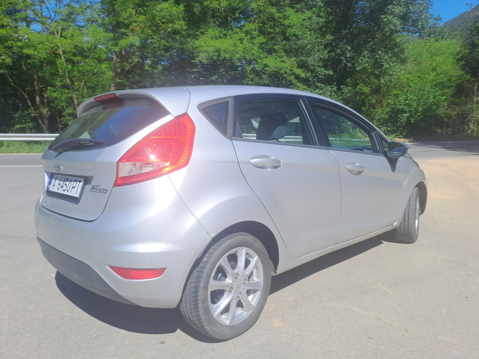 Ford Fiesta, снимка 2 - Автомобили и джипове - 54903562