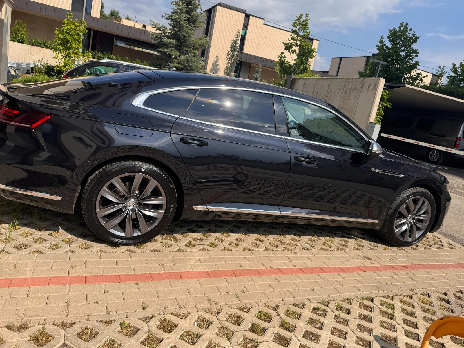 VW Arteon Elegance, снимка 3 - Автомобили и джипове - 55123766