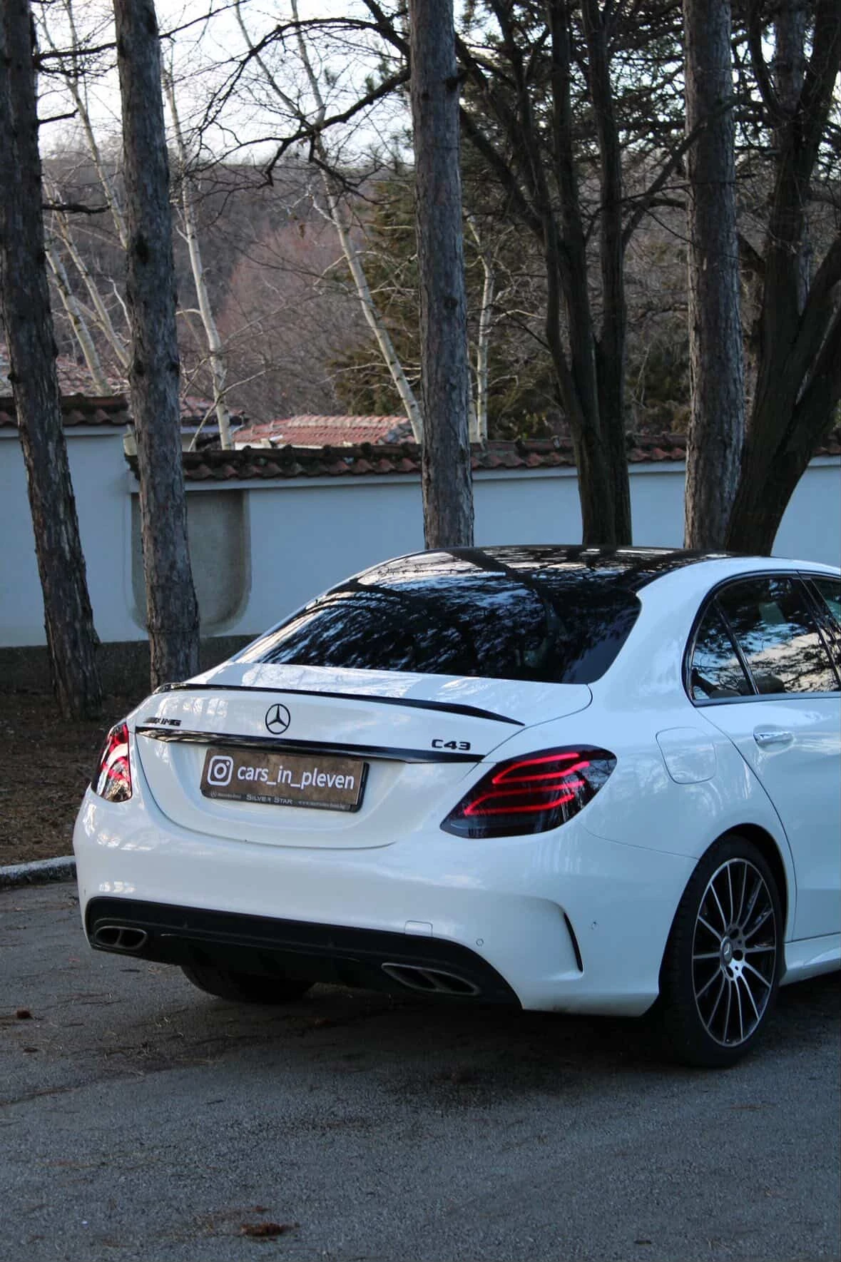 Mercedes-Benz C 450 AMG 4Matic * Burmester * АвтоКредит * (Налична в  БГ), снимка 4 - Автомобили и джипове - 55667781