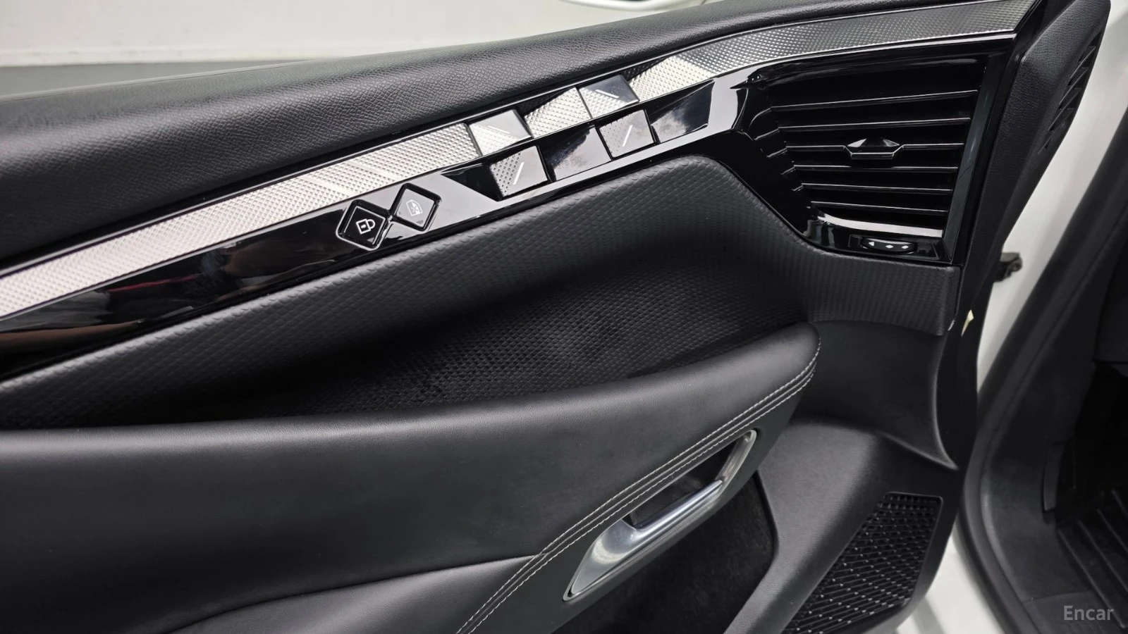 Citroen DS4 1.5BlueHDI* Trocadero* ����* �������* ������* NAVI | Mobile.bg � ����������� 11