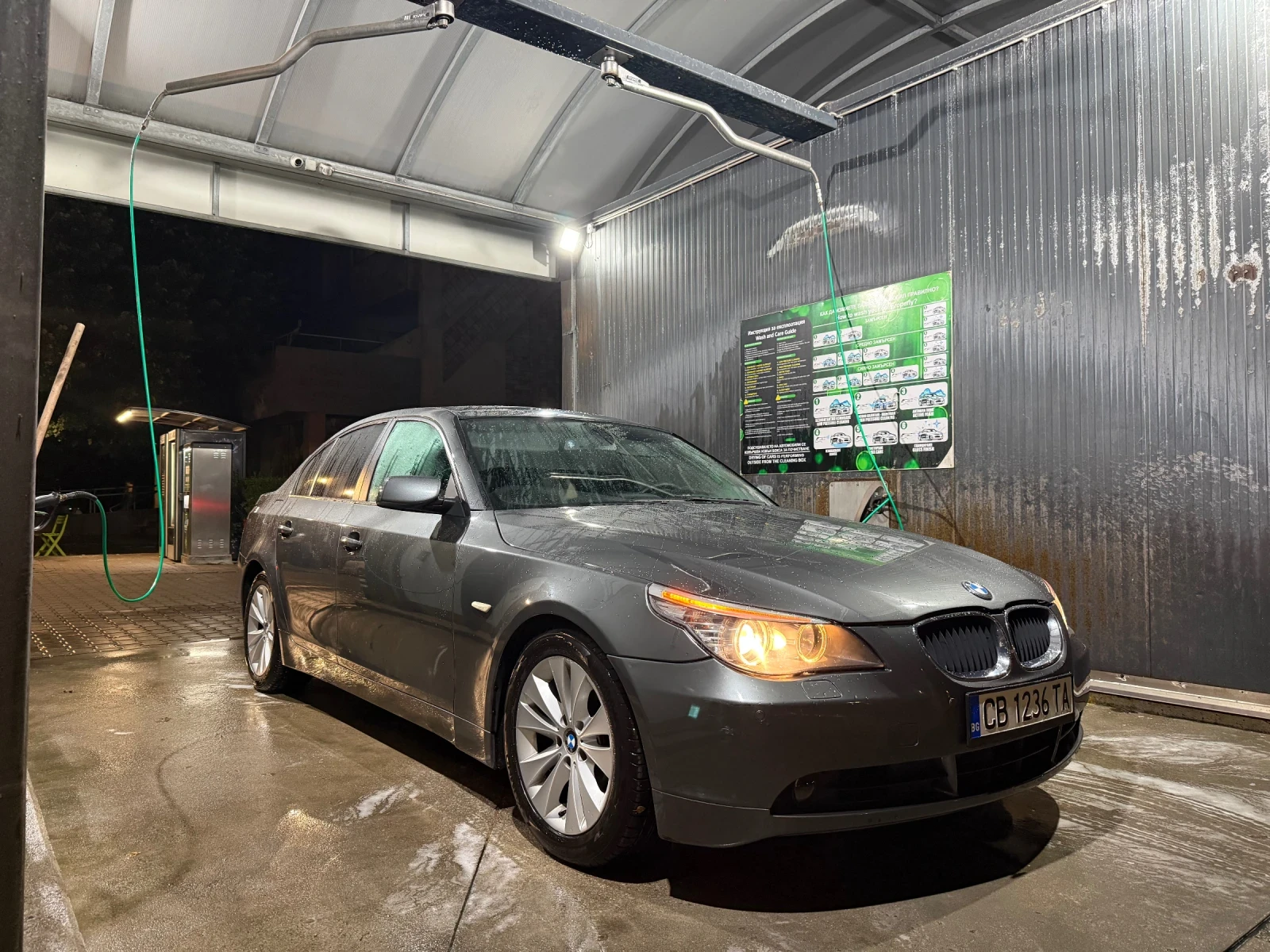 BMW 525
