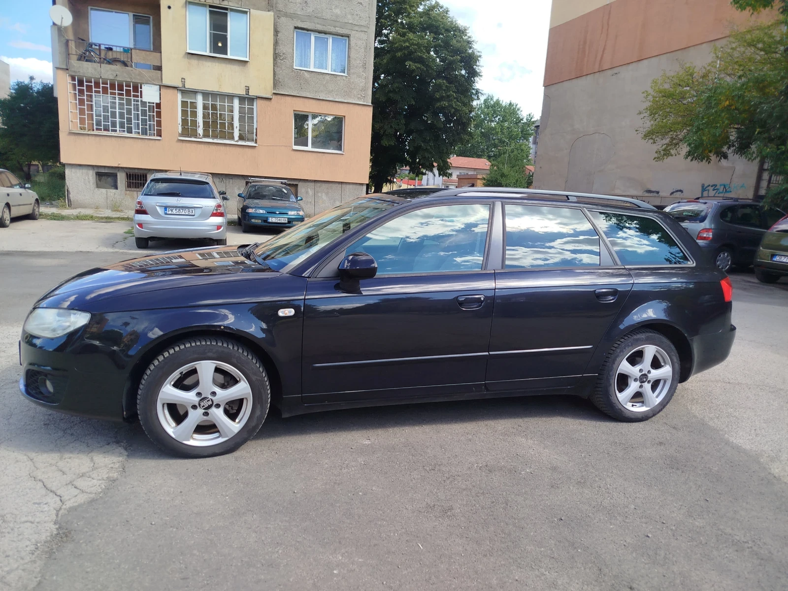 Seat Exeo 2.0 TDI, снимка 2 - Автомобили и джипове - 55949199