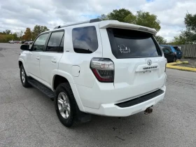 Toyota 4runner 4x4 | SR5| Navigation/Leather/Sunroof/Rear Camera, снимка 8