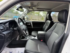 Toyota 4runner 4x4 | SR5| Navigation/Leather/Sunroof/Rear Camera, снимка 14