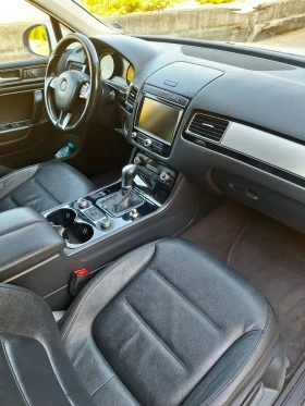 Обява за продажба на VW Touareg Фейслифт ~31 500 лв. - изображение 8