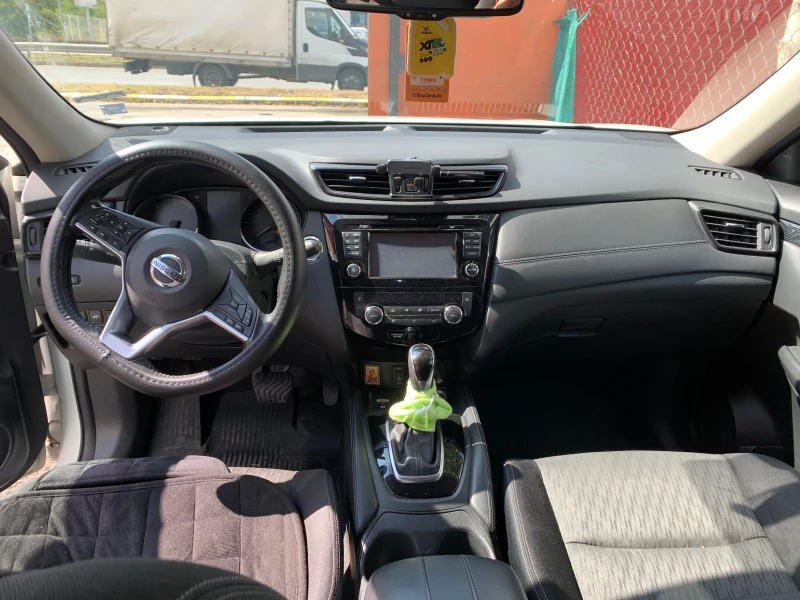 Nissan X-trail T 32, снимка 4 - Автомобили и джипове - 47755945