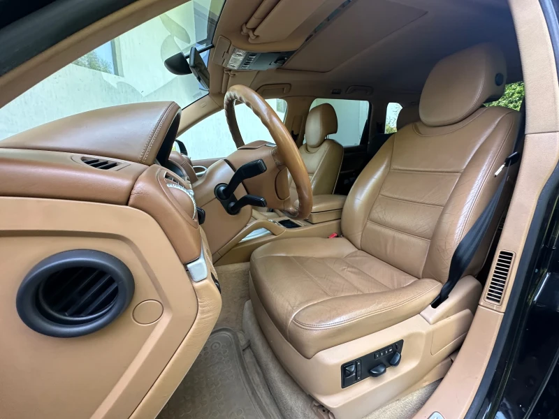 Porsche Cayenne Turbo, снимка 10 - Автомобили и джипове - 50665216