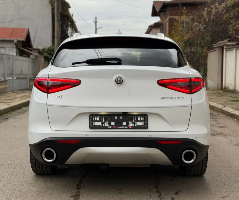 Alfa Romeo Stelvio 2.2 JTDM Super Q4 Внос Швейцария, снимка 5 - Автомобили и джипове - 52505273