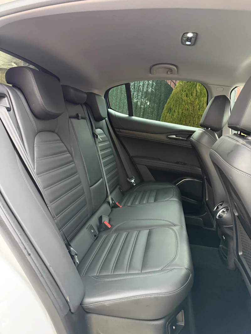 Alfa Romeo Stelvio 2.2 JTDM Super Q4 Внос Швейцария, снимка 14 - Автомобили и джипове - 52505273