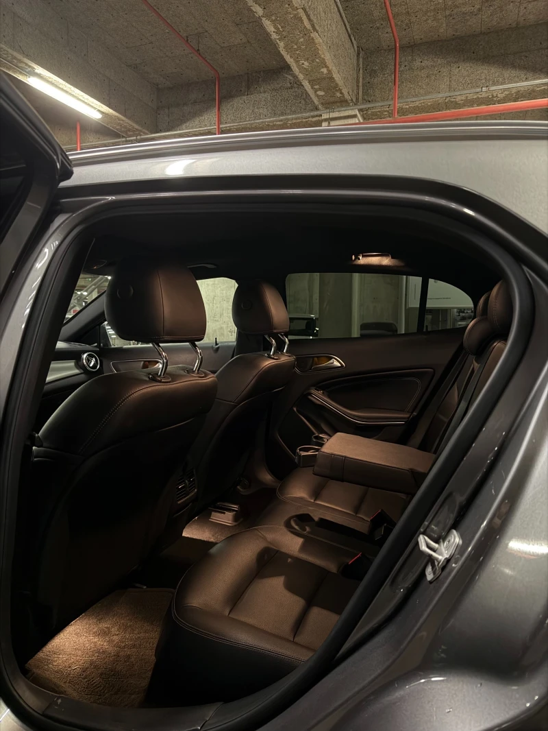 Mercedes-Benz GLA 250, снимка 9 - Автомобили и джипове - 53127389