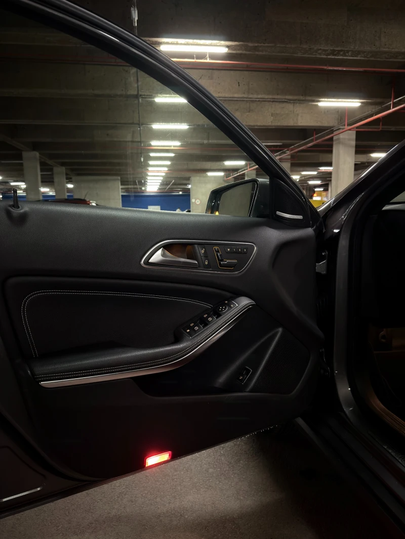 Mercedes-Benz GLA 250, снимка 10 - Автомобили и джипове - 53127389