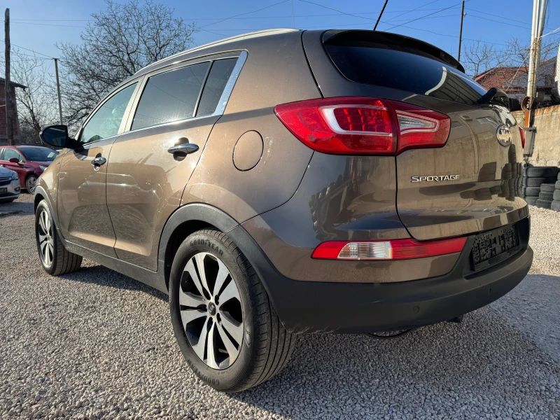 Kia Sportage ФУЛ ЕКСТРИ, снимка 5 - Автомобили и джипове - 53167418