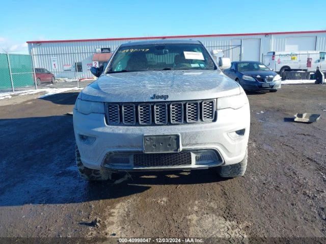 Jeep Grand cherokee  ALTITUDE 4X4* Дистроник* Подгрев* 360* , снимка 2 - Автомобили и джипове - 48643765